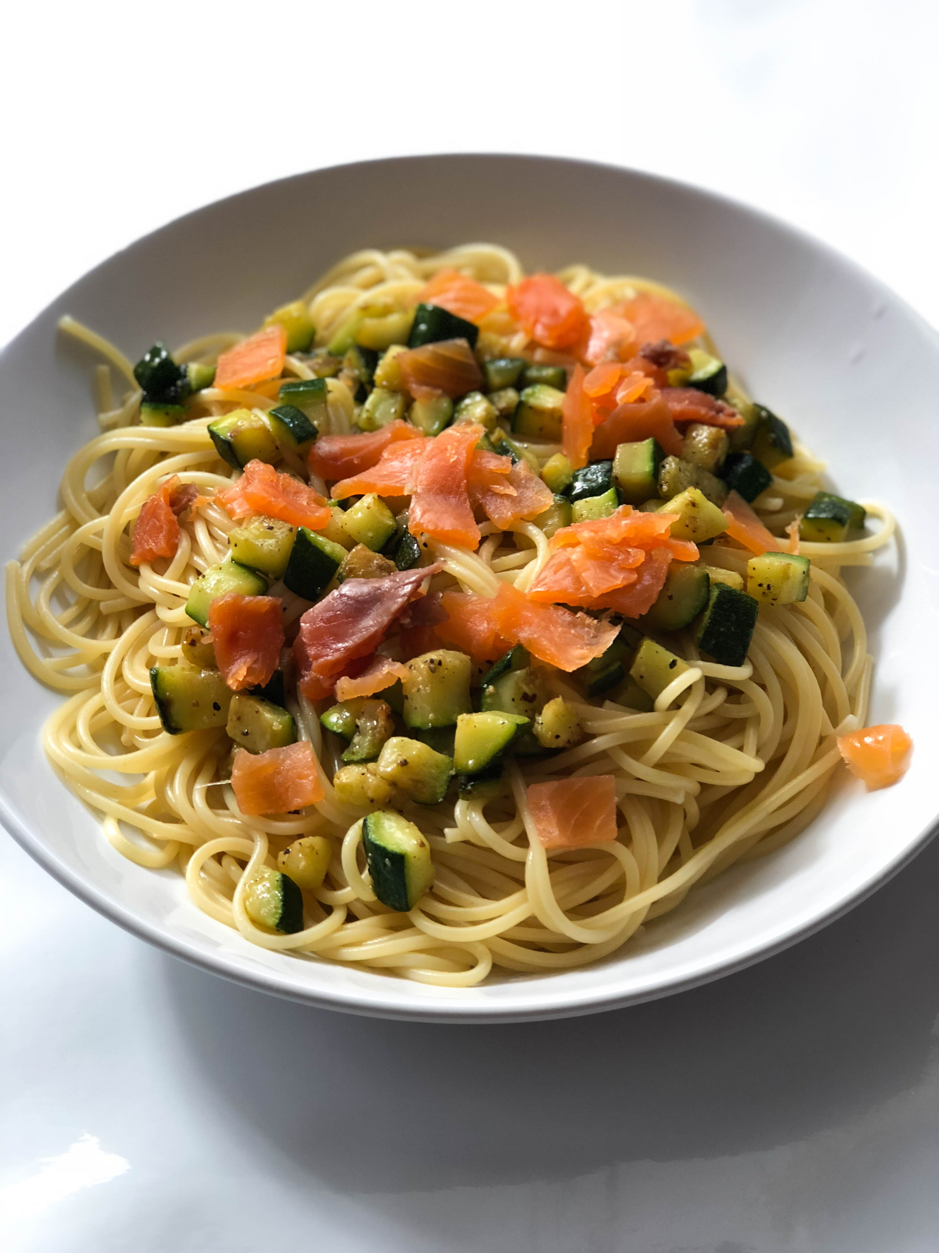 Spaghetti courgette saumon